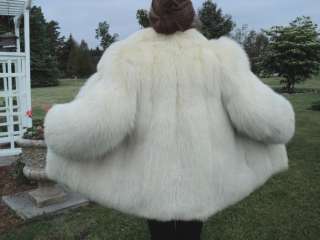 Ladies White Fox Fur Coat Stroller Super PLUSH Looking S M  
