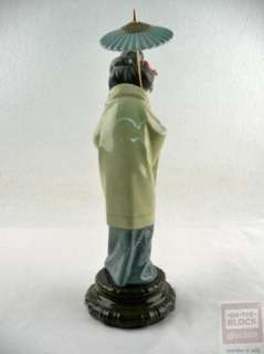 lladro porcelain figurine 4988 designed by salvador debon retired 1996