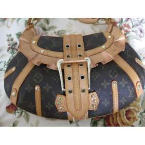  Louis Vuitton Monogram Canvas Handbag 