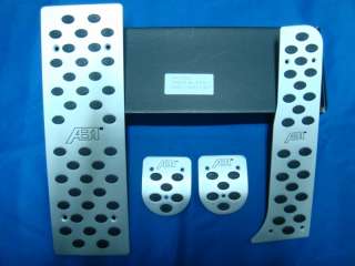 This auction is for One Manual Pedal peds set for Vw GOlf 5/6 Mk5/Mk6 