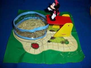 MINNIE MOUSE in SWIMMING POOL Toy Diorama Scene European NESTLE MAGIC 